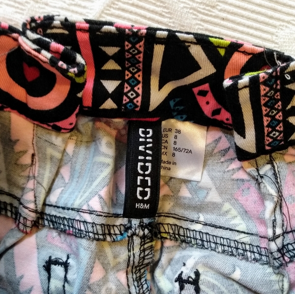 H&M Divided Colorful Tribal Print Skinny Jeans - Picture 3 of 4